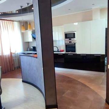 Продаж 3ккв біля метро Захисників ЖК Московський