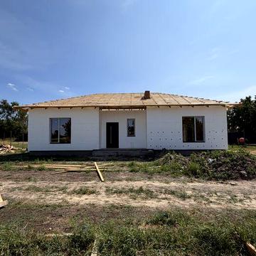 Продаж сучасний будинок на етапі будівництва в с. Голишів(2 км від Боратина) Луцький район