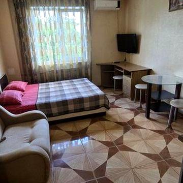 Продам квартиру-студію в Харкові біля метро Метробудівників,  Спортивна