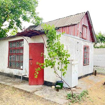 Продам дачу в межах міста, р-н Зелений Гай.