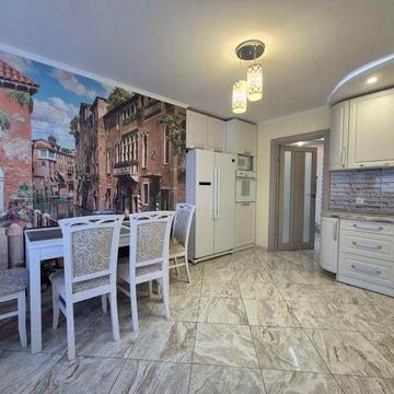 Виставка 2к квартира П. Мирного 7/1