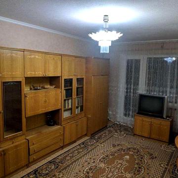 Сдам 4-комнатную квартиру, 2/5, в пгт Кочеток на длительный срок