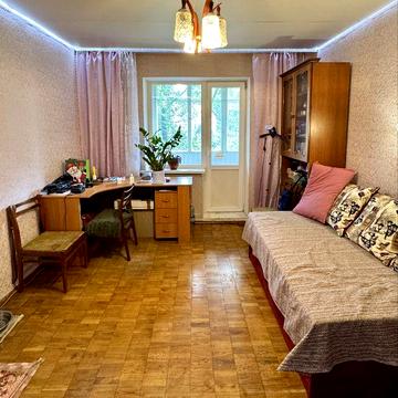 Продаж 3-кімнатної квартири 72кв. м Шевченківський район, метро «Політехнічний інститут», КПІ, Зоопарк, ТРЦ Smart Plaza