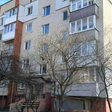 Продам 3-х кімнатну квартиру ЖК Озерний