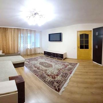 Продам 2 км. квартиру з меблями та технікою
