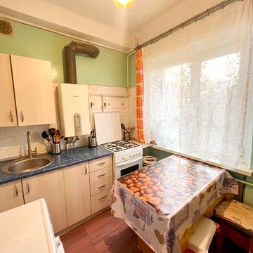 СРОЧНАЯ ПРОДАЖА! 2-ая квартира на Правом Берегу, 2 этаж в жилом Состоянии,ул.Кияшка. Р-Н ЗТЗ