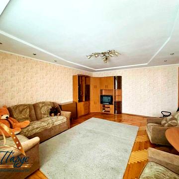 2-кімнатна на Лахтинській цегла, 5 поверх