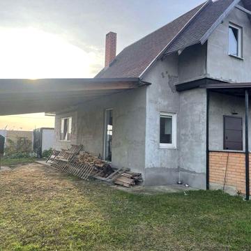 Продам будинок під Києвом