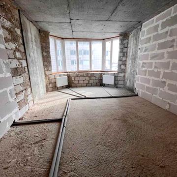 2к квартира 76 м2 в новому будинку. Середній поверх. Є можливість зробити дворівневу