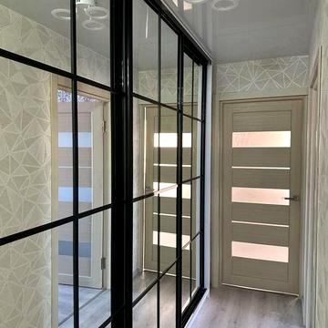 Продам 2 комнатную квартиру в центре
