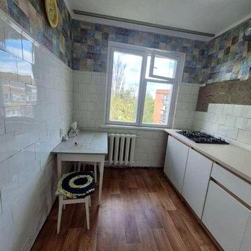 Продам 3-х кімнатну квартиру