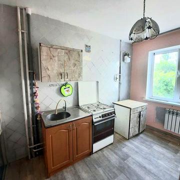 Продам 2к.квартиру на Леваневського
