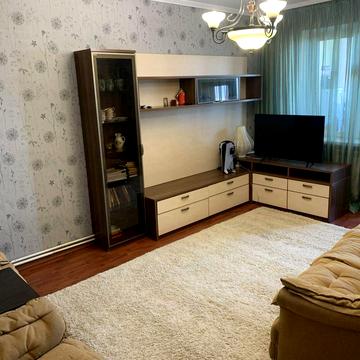 Продам квартиру від власника. Володимира Момота 44 ЖК Момота