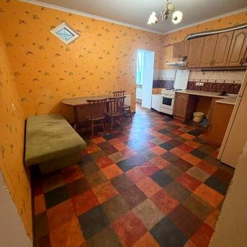 Продам Свою 1 квартиру 67 метрів на Шевченко 10-А ЖК -