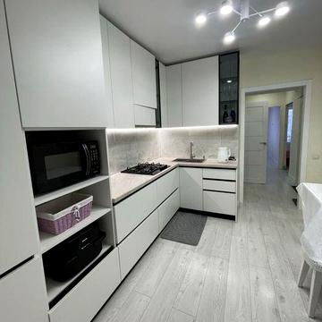 Продаж 2к кв.  з хорошим ремонтом ЖК Петрівський квартал ЖК Петрівський квартал