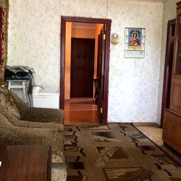 Продається трикімнатна на Київській