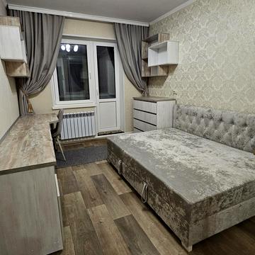 Оболонський просп., 25