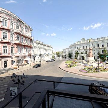 площадь Екатерининская, 5, Центр, Приморский, Одесса, Одесская 310000.0 USD