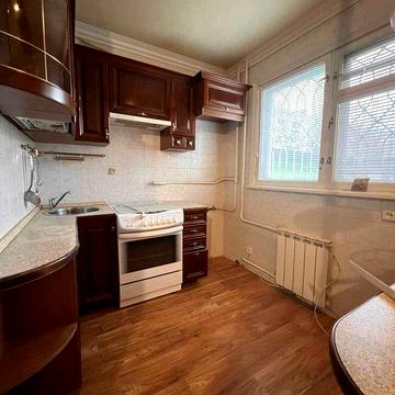 Продам 2 комнатную салтовка г.Харьков