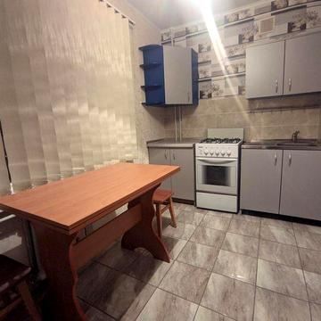 Вільна! Квартира з меблями та технікою На Пісках