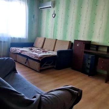 Здається однокімнатна квартира на Поздняках по вулиці Драгоманова 7А від хазяіна.