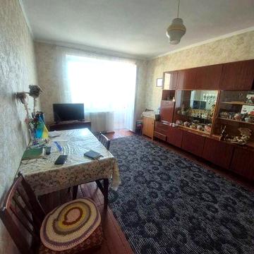 Продам 3-х кімнатну квартиру в центрі міста Коростень