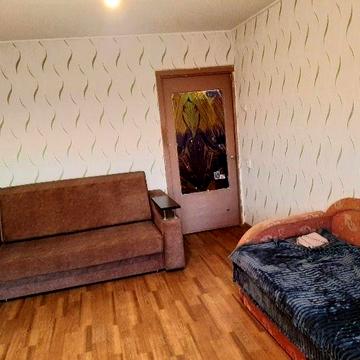 Продам 2комн квартиру центр  низ пр. Поля  парк Глобы