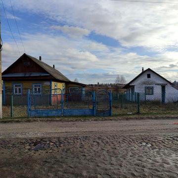 Продам будинок с.Люхча (Ділянка 17 соток)
