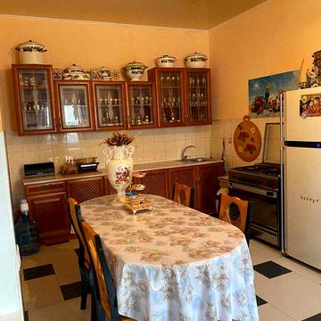 Продам 2-этажный дом 200 м² рядом с ул. Дмитрия Донского. Отличная цена!
