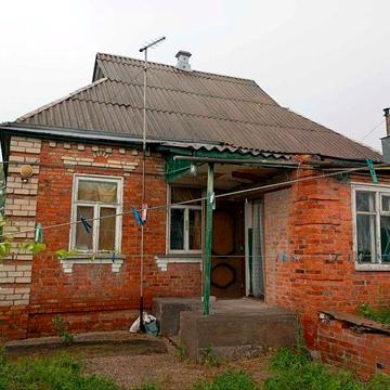 Продам капітальний, цегляний будинок в Дергачах