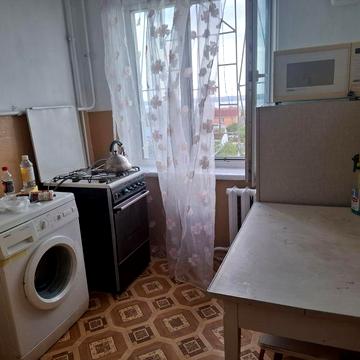 Сдаю 1 квартиру, Ютз, пер. Полярный, 5/5, все необходимое, 4500 гр. Плюс ком услуги.