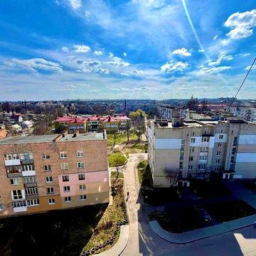 Продаю 3-х кімнатну квартиру в Здолбунові