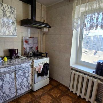 2к кв на Замостянській. Вільна