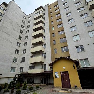 Продаж 3-кімнатної квартири в цегляній новобудові