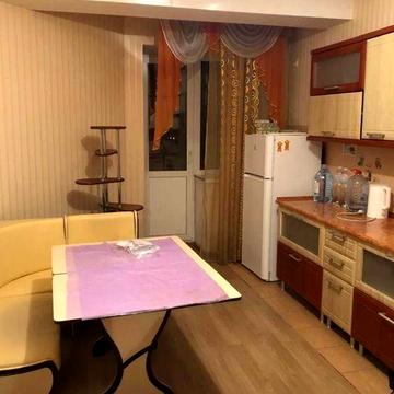 Однокімнатна у Бучі - з меблями