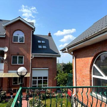 Будинок Ломаківська Ботанічний сад
