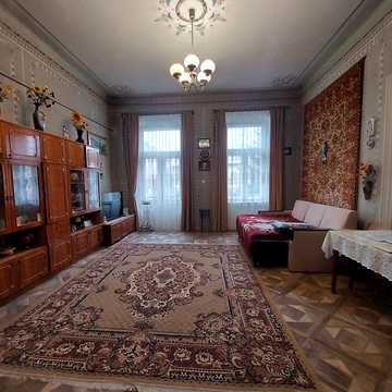 Івана Франка вул., 52