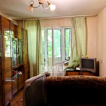 1 комн квартира на Черемушках, 3 этаж, рядом рынок и парк Горького