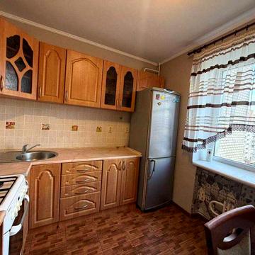 Продаж 2к квартири по вул. Повстанська