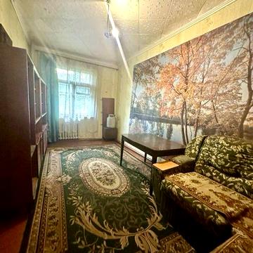 Продаю 3 комнатную сталинку, центр города, ул.Кобылянского