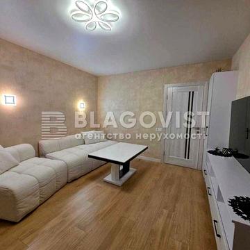 Продаж 2-к квартири Шевченка Т.бул., 38 Ботанічний сад М.Університет