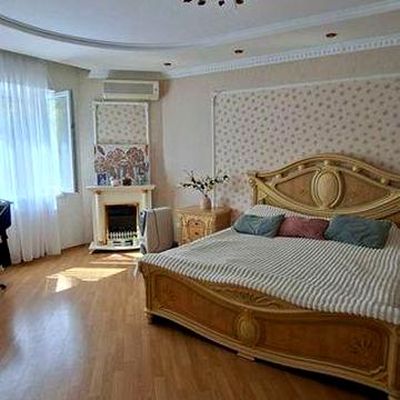Продам 1 комн.квартиру пр. Шевченко парк море 65 кв.м
