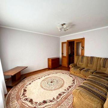 Продаж 3 кімнатної на Коновальця