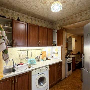Сдам 3-х комнатную квартиру с пристроенным балконом , есть подвал, свое отопление АОГВ