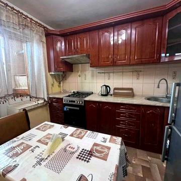 Здається в оренду двокімнатна квартира в самому центрі міста!