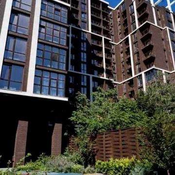 Продам 1-но квартиру на 5 Фонтана/Адмиральский пр/ Пространстве на Гераневой. 90% ремонта