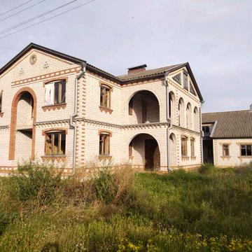 Продам 2поверх. Будинок з господ.спорудою у с.Петрівці, Миргор.р-ну, Полтавської обл.
