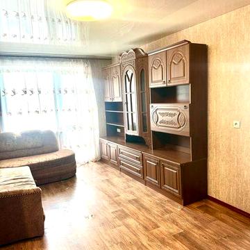 Здається в оренду 2-кімнатна квартира в центрі Житомира (Майдан Перемоги).
