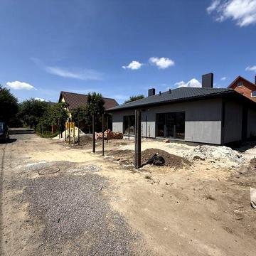 Продам одну половину дуплекса 64 кв.+20кв. літня кухня.  м. Луцьк  з усіма комунікаціями ГАЗ ВОДА ЕЛЕКТРОЕНЕГРІЯ централізоване!!!