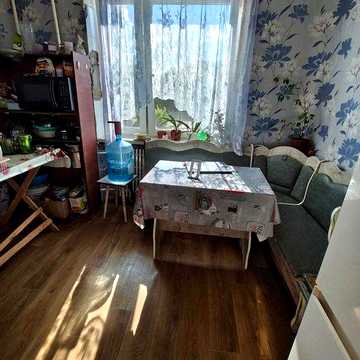 Продам 1 комнатную квартиру, р-н Одесской, 2/9 Общая площадь 41 м 2, комната 19 м2, кухня 10 м2.